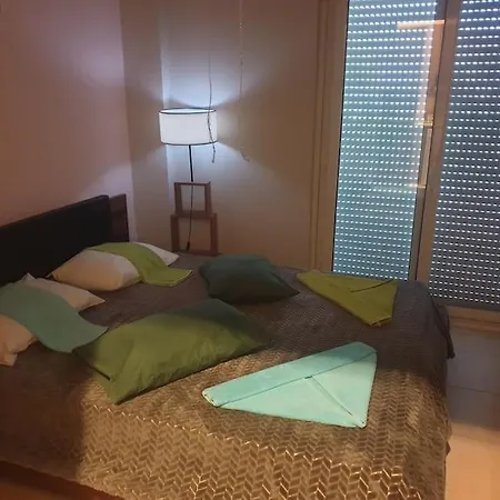 Flat In The Heart Of Apartment *