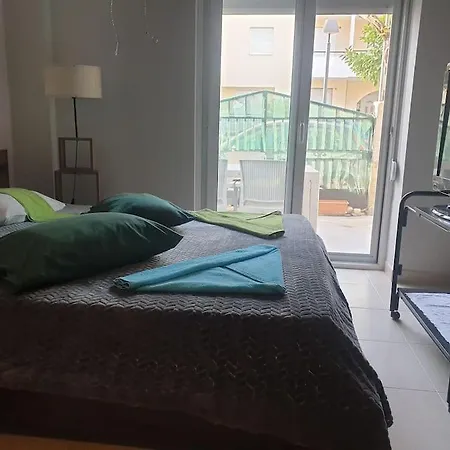 Flat In The Heart Of Apartment *