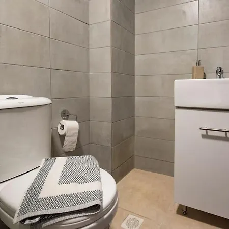 Flat In The Heart Of Apartment *