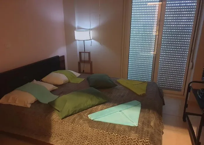 Flat In The Heart Of شقة *