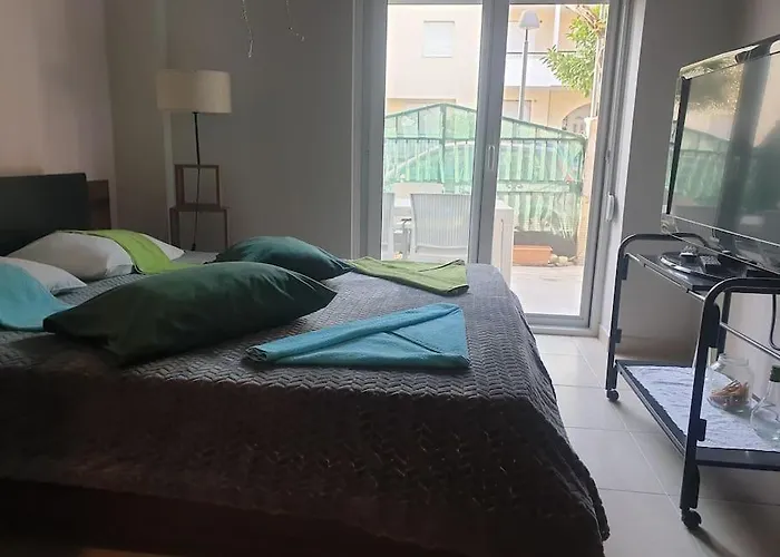 Flat In The Heart Of شقة *